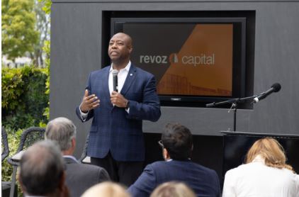 A photo of Tim Scott addressing a crowd at RevOZ Capital event